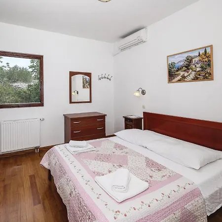 Vela Rina Iv Ferienhaus Drvenik Mali